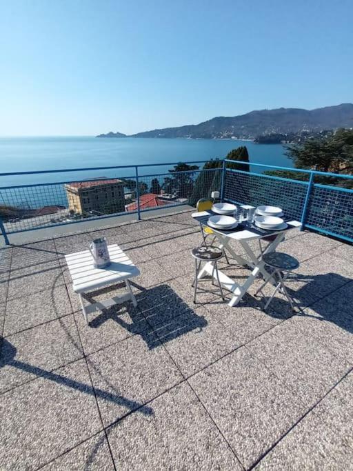 Appartamento Con Stupenda Vista Mare Zona Bristol Rapallo Exterior foto